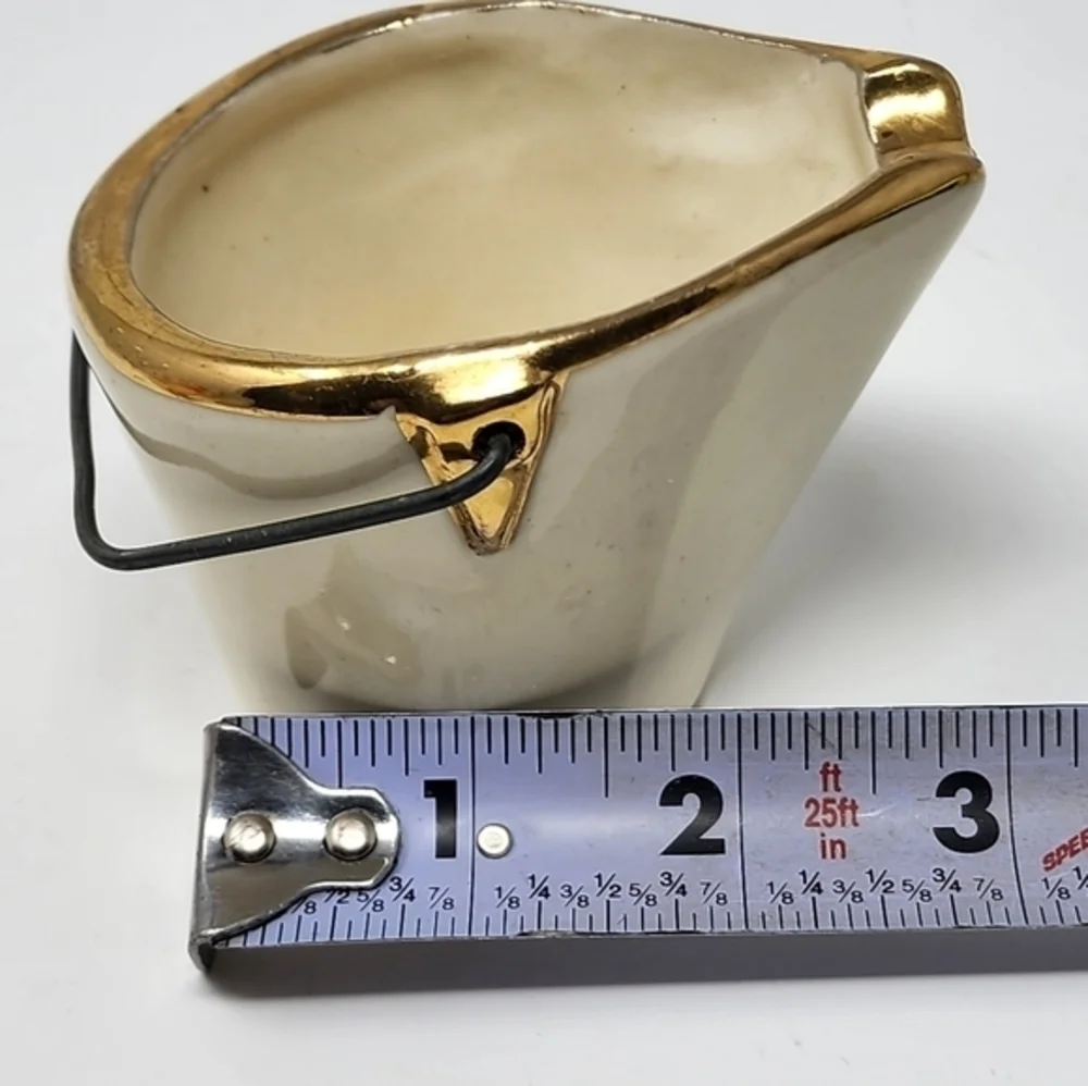 Vintage Ceramic Souvenir Ashtray‎ Coal Bucket Wisconsin Dells Souvenir
